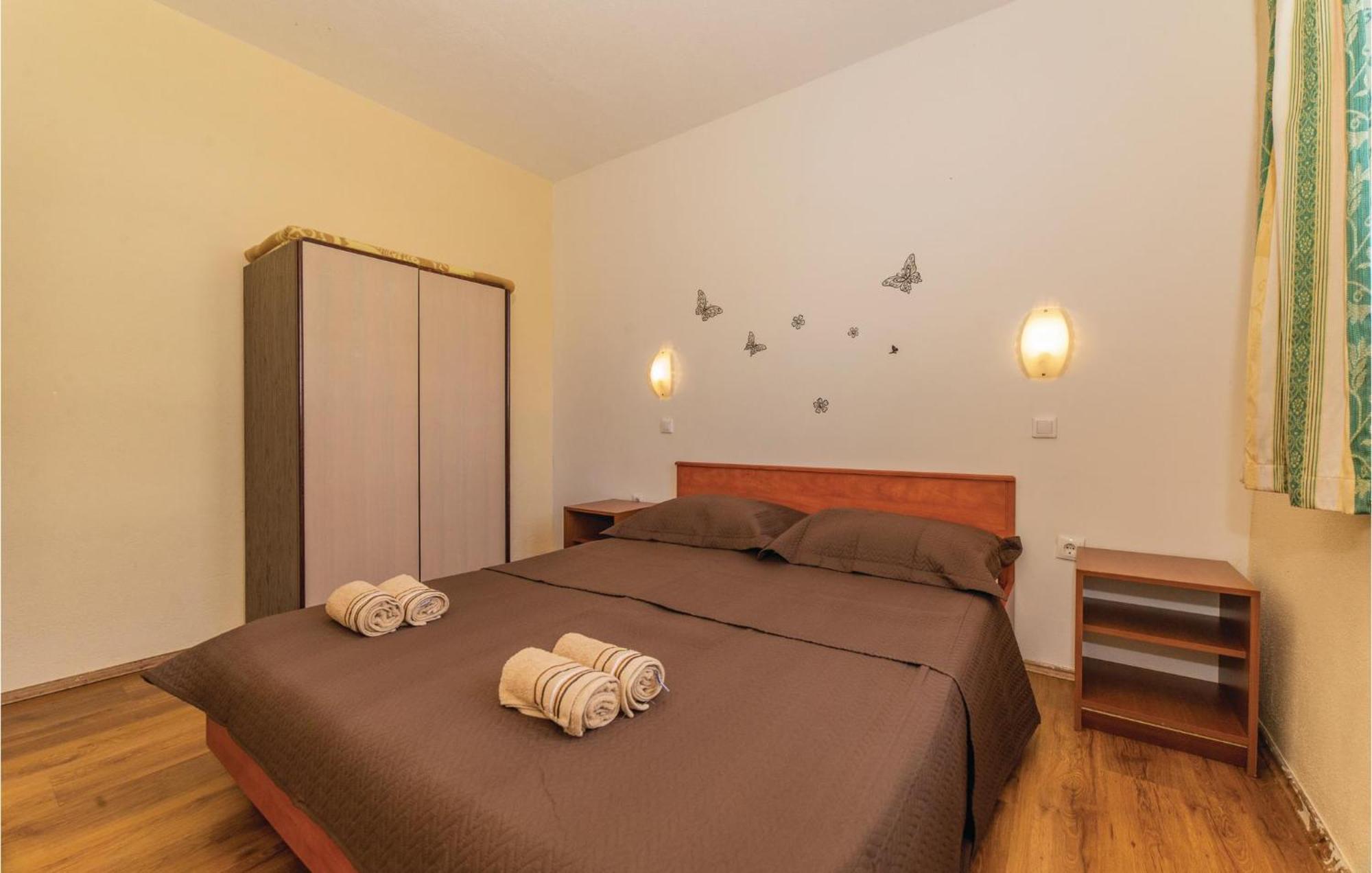 Pet Friendly Apartment In Biograd With Kitchen Biograd Na Moru Extérieur photo