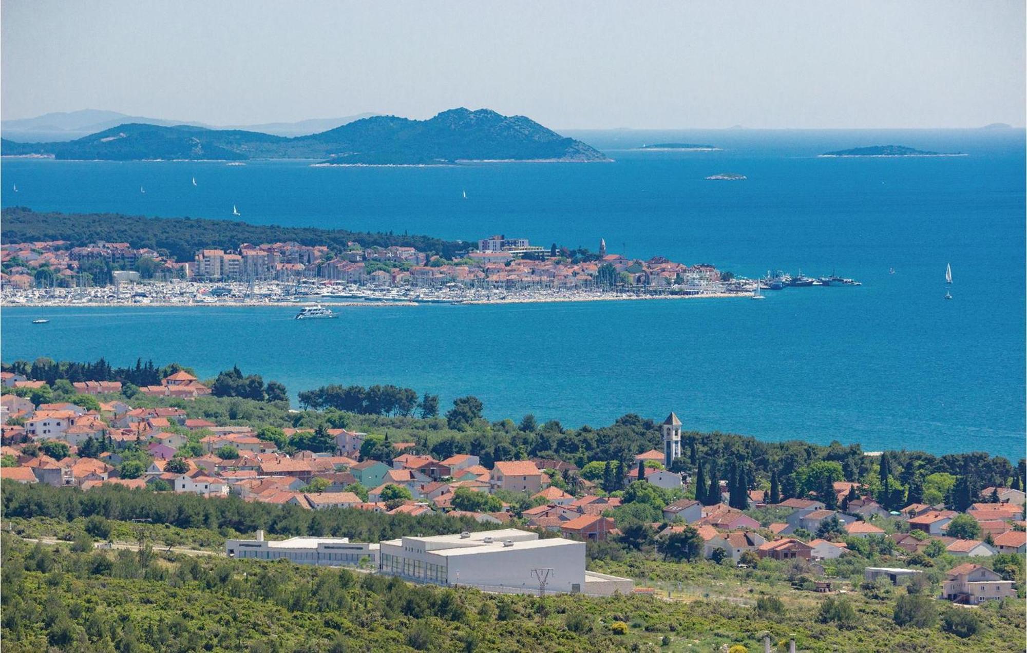 Pet Friendly Apartment In Biograd With Kitchen Biograd Na Moru Extérieur photo
